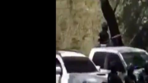 VIDEO: Cártel de Sinaloa manda mensaje al CJNG, muestra arsenal y trocas monstruo