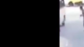 VIDEO: Captan cómo sicarios matan despiadadamente a hombre en México