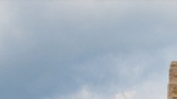 Eugene Redmond se retiró en medio de procesos disciplinarios