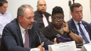 Fiscal del Bronx Darcel Clark. Organizaciones piden que implementen antes de enero la nueva reforma sobre acceso a evidencias antes de el enjuiciamiento.