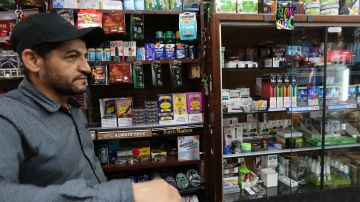 Haman Mohameed. Llega la prohibición de venta de los cigarrillos electrónicos en las bodegas.