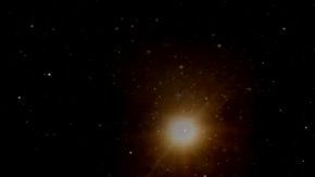 Este planeta está a 30 años luz de la Tierra.