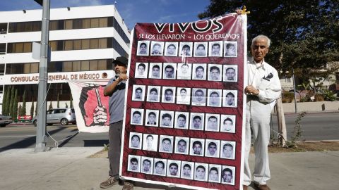 Los estudiantes de una escuela normal desaparecieron en septiembre de 2014. (Aurelia Ventura/La Opinion)