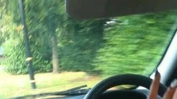 Esta mujer manejó borracha con su bebé en el auto.