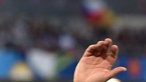 El mediocampista turco Arda Turan condenó los atentados en el aeropuerto de Estambul.