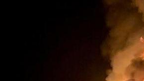 Embarcación se incendió.