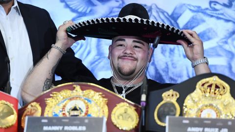 Andy Ruiz estuvo en el penal de Topo Chico, en Monterrey, Nuevo León.