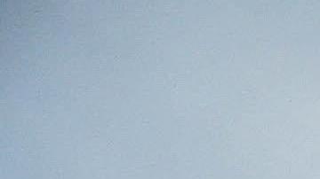 Una brigada forestal del Ibama formada por indígenas de la etnia Tenhari, participan en la extinción de un incendio, en la reserva indígena de su etnia, situada en el sur del estado de Amazonas (EFE)