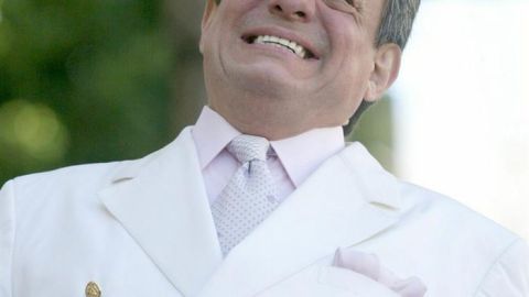 El 10 de febrero de 2004, José José celebraba su estrella en el Paseo de la Fama de Hollywood, Los Ángeles.