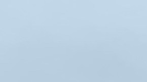 Denuncian que algunos empleadores están pidiendo pasaportes de los países de origen de los trabajadores como táctica para robar salarios