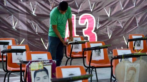 La desaparición de los 43 estudiantes es una violación de derechos humanos.