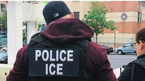 Los arrestos de ICE en las cortes se han disparado en más del 1,700%, solamente en Nueva York.