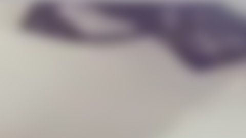 Es una modelo e influencer de Instagram debido a las ardientes fotos que sube