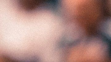 El delantero mexicano cumple 10 años en Europa