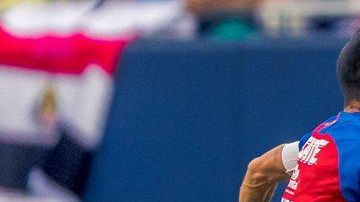 El juego inició con 21 jugadores mexicanos en la cancha