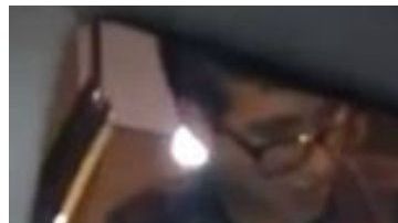 El chico golpeó al taxista y bajó a su novia a rastras.
