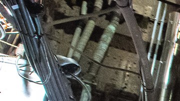 El gobernador Andrew Cuomo revisó el tramo finalizado del túnel Canarsie, vía a Manhattan.