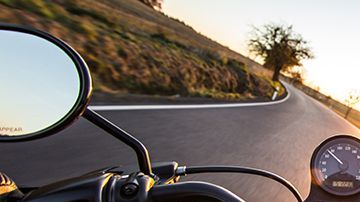 en-moto-bien-equipado-detalle2