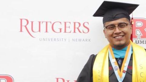 El 12 de septiembre de 2019, TheDream.US seleccionó a Erik Cruz como el "DREAMer de la Semana".