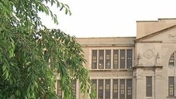 Escuela Secundaria John Adams, South Ozone Park