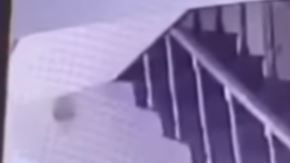 La chica comenzó a vivir violencia en cuanto se mudó a casa de su pareja.