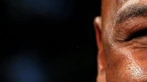 A Floyd Mayweather lo que le sobra es dinero. Así que una demanda por no pagar sí que es noticia.