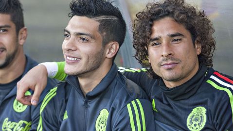 Raúl Jiménez y Guillermo Ochoa nunca jugarían para Chivas, según Amaury Vergara.
