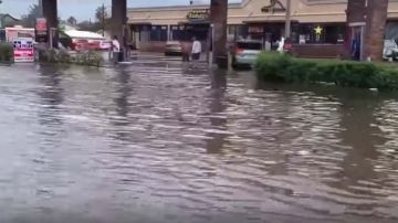 Los residentes del condado de Chambers son de los más afectados en Texas por las inundaciones.