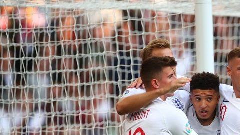 Los debutantes buscan dar la campanada en Southampton