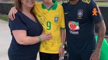 La historia se hizo viral cuando captaron a su madre narrándole un partido del Palmeiras en el estadio
