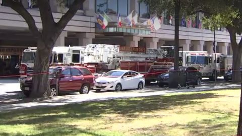 Varios pisos del hotel fueron desalojados.