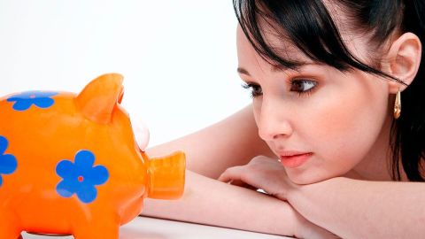 Puedes ponerte obstáculos para evitar que gastes de más y comiences a ahorrar.