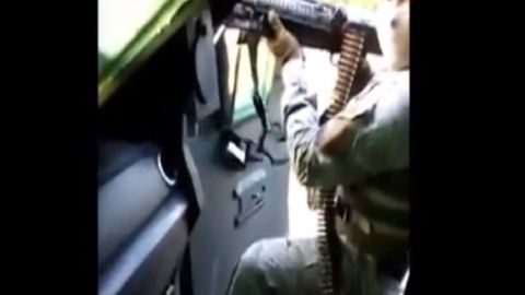 VIDEO Sicario del CJNG así disparó poderosa metralleta en lucha vs El Abuelo Farías