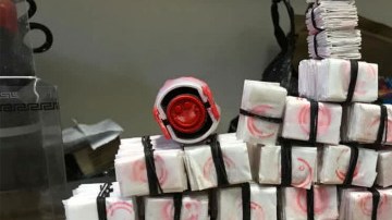 La droga con las caritas alegres