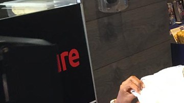 Chef Yisus pagó su apuesta en pañales