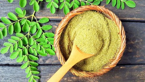 En mucha culturas se conoce a la moringa como "el árbol de la vida" es reconocida por su espléndido contenido en nutrientes y potentes sustancias antioxidantes. Es una planta altamente recomendada para personas con diabetes.