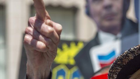 109202319_056661568-1