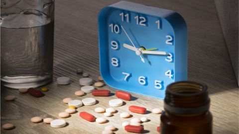 Los investigadores señalan que el estudio encontró que las pastillas para controlar la presión arterial tienen mejores efectos si se toman de noche.