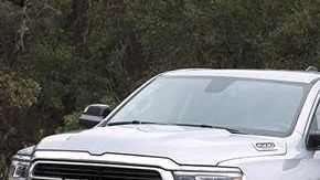 2019-ram-1500 quad cab-frontside_ra15q1901