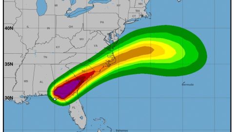 El mapa muestra la fuerza de los vientos de la tormenta Néstor y su posible trayectoria en 5 días.