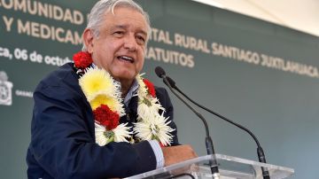 López Obrador limitó su sueldo a $5,564 dólares mensuales.