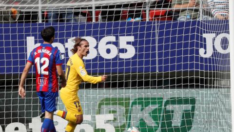 Antoine Griezmann celebrando un gol con el FC Barcelona.