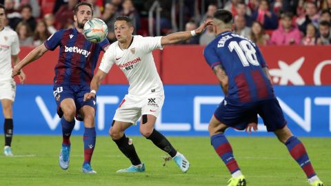 ‘Chicharito’ no jugó ni un minuto entre semana por lo que se espera que este lunes vuelva a la titularidad ante el Getafe.