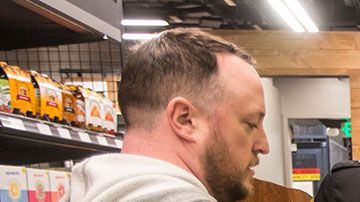 Amazon dijo que no tomará acciones contra ningún vendedor ni retirará ningún producto de su plataforma.