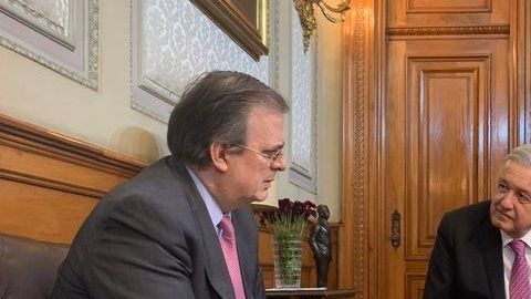 Marcelo Ebrard y Andrés Manuel López Obrador.