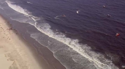 Los menores desaparecieron mientras nadaban por la playa de la calle 96.