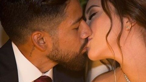 El jugador contrajo nupcias con la abogada, Alin Rosales.