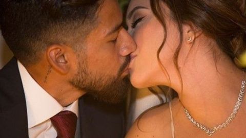 El jugador contrajo nupcias con la abogada, Alin Rosales.