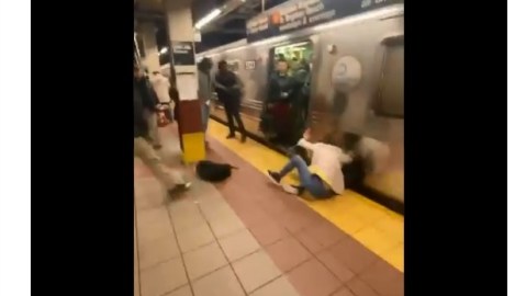 La víctima terminó en el suelo