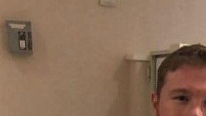 El tapatío como cantante es un gran boxeador.